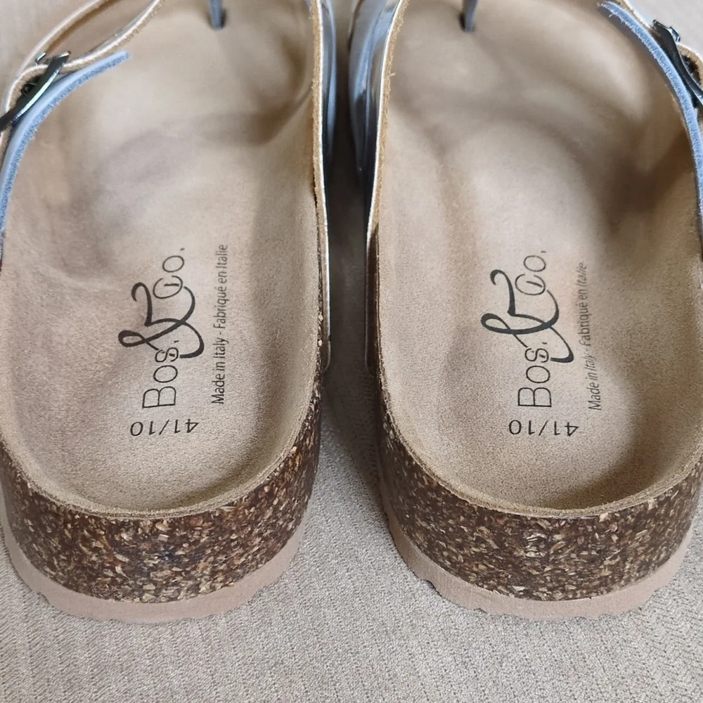 NWOT Bos. & Co. Parr Slip on Sandal in Pearl Nubuck and Silver Mirror Size 41/10